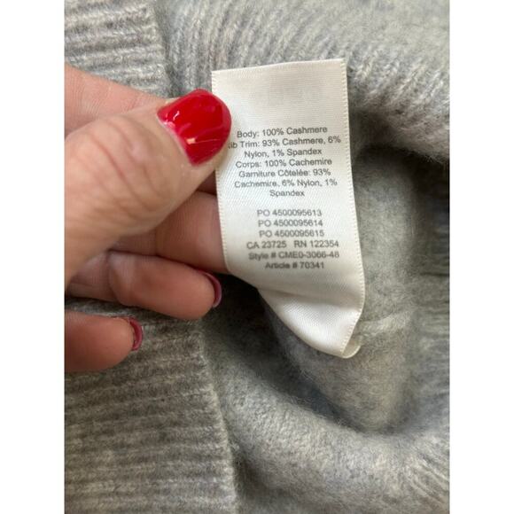 The Group by Babaton Gray Luxe Cashmere Cropped Crew Neck Sweater Size Small - Picture 5 of 8